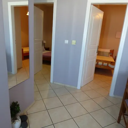 Apartment Rampelia *