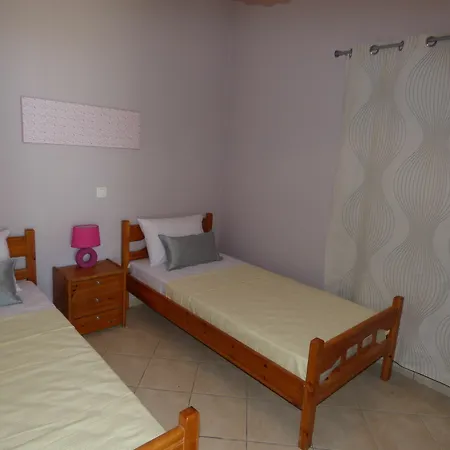 Apartment Rampelia Imerovigli (Santorini)